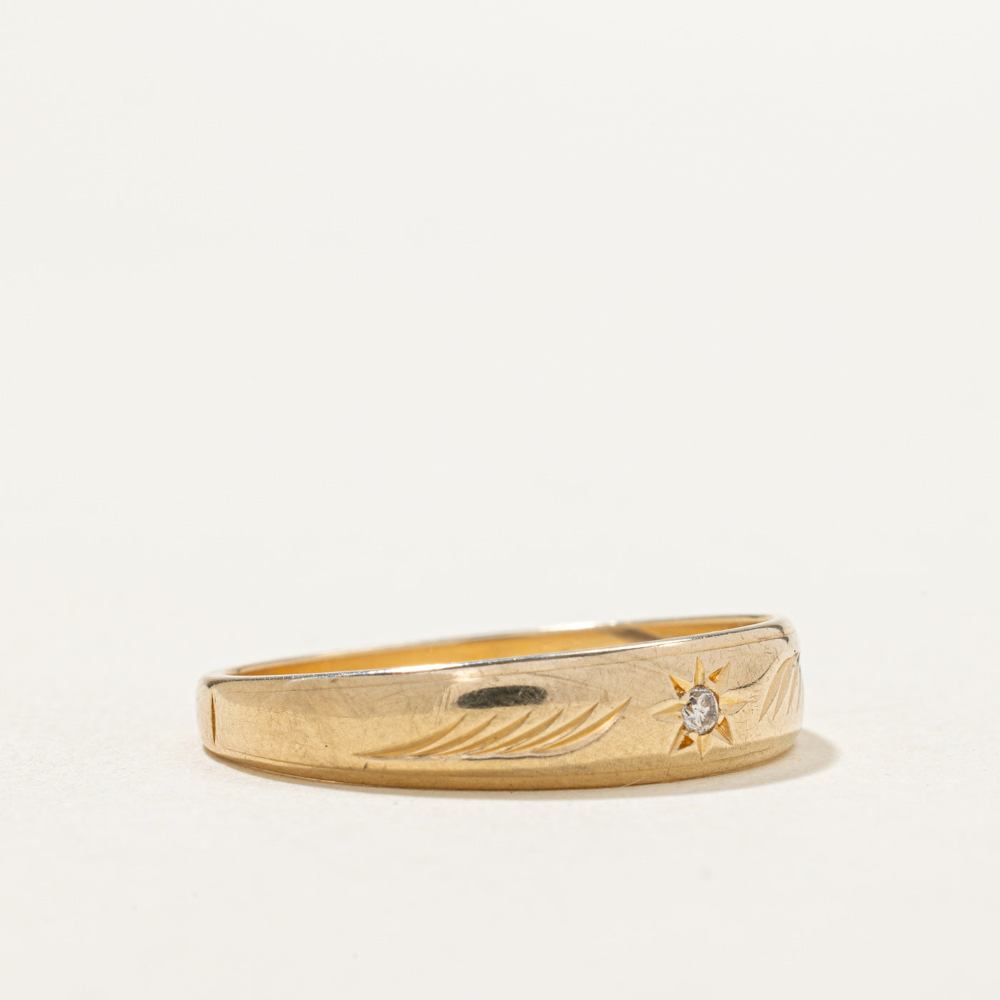 14K Star Set Diamond Engraved Ring | 0.015ct | SZ 9.5