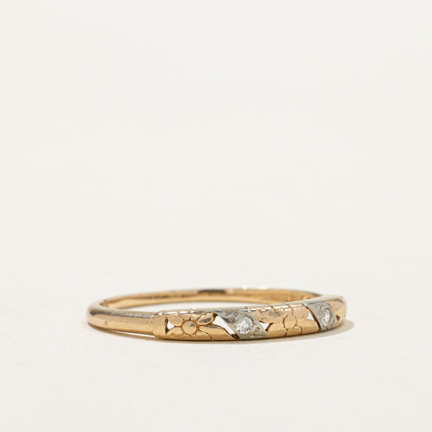 14K Diamond Hibiscus Engraved Ring | 0.015ctw | SZ 8