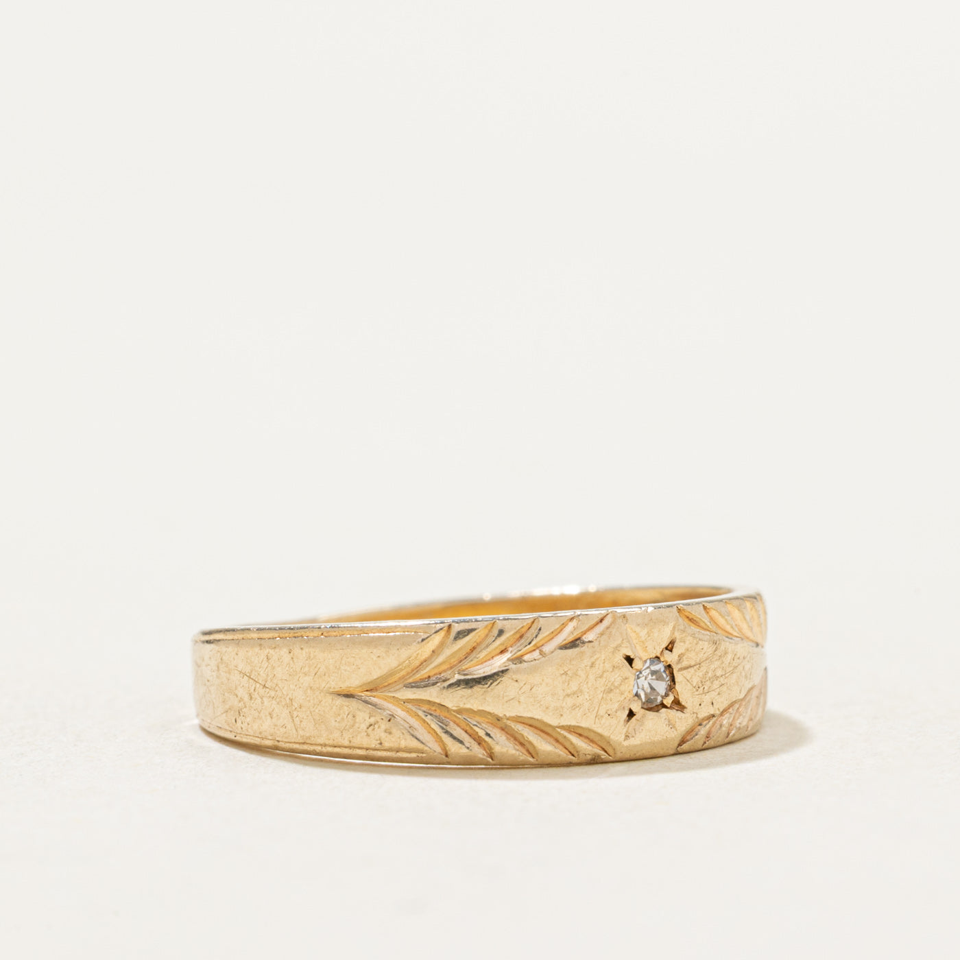 10K Star Set Diamond Engraved Band | 0.01ct | SZ 6