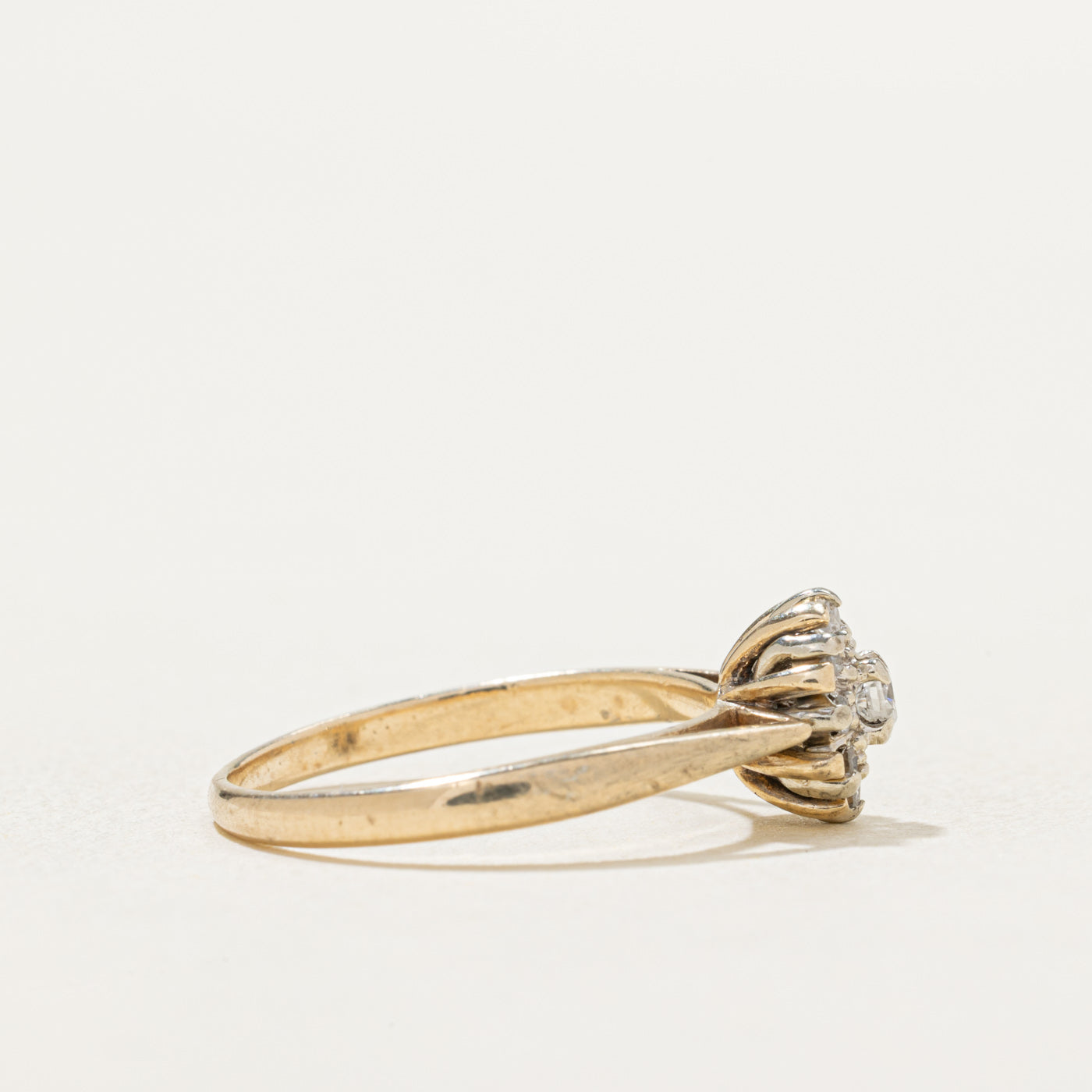 Diamond Petal Reverse Tapered Ring | 0.10ctw | SZ 5.75