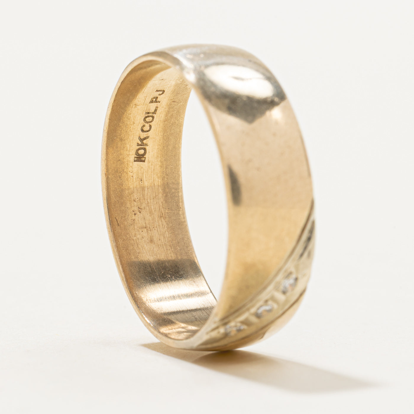 10K Diagonal Row Diamond Band | 0.025ctw | SZ 9.5