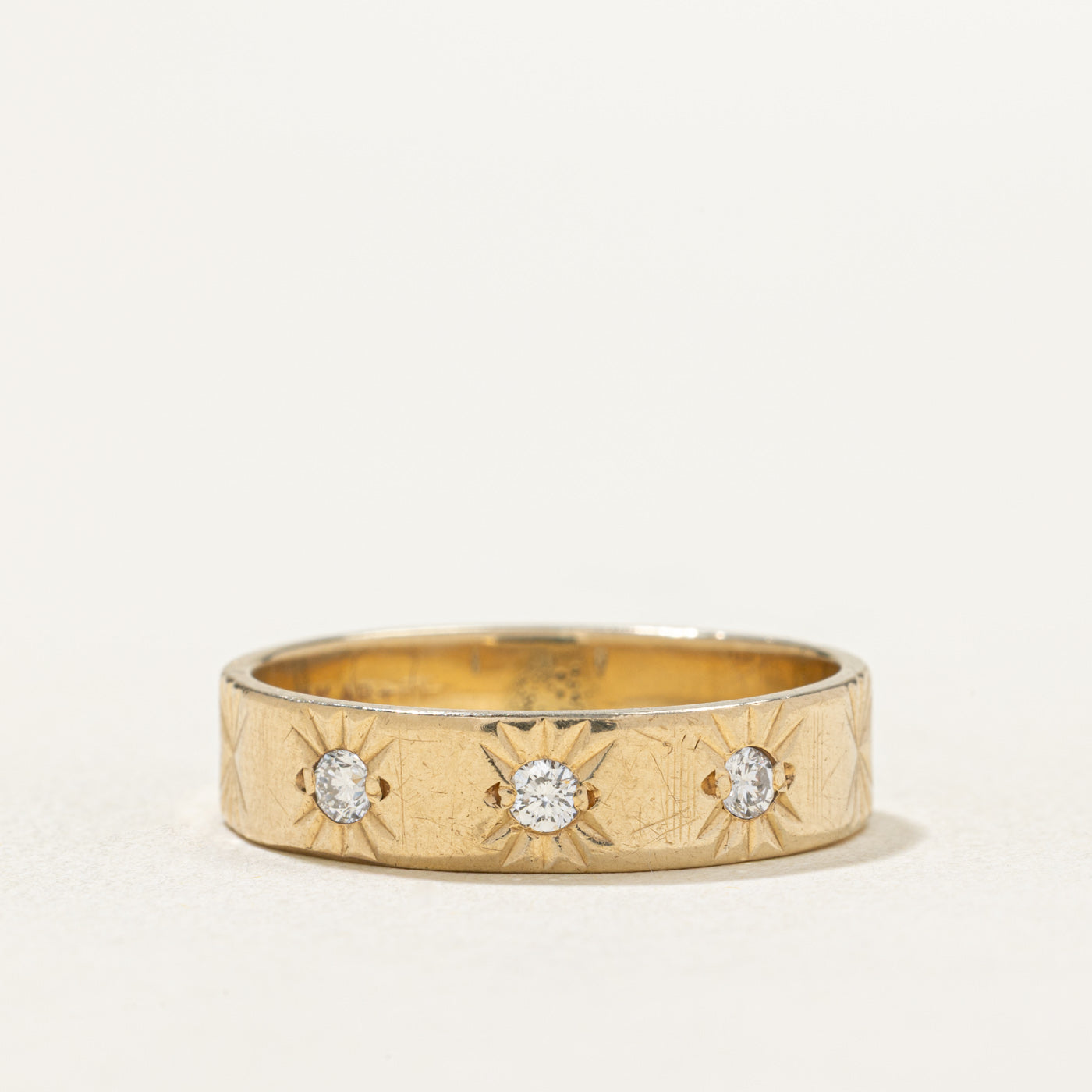 10K Three Stone Star Set Diamond Band | 0.15ctw | SZ 9.75