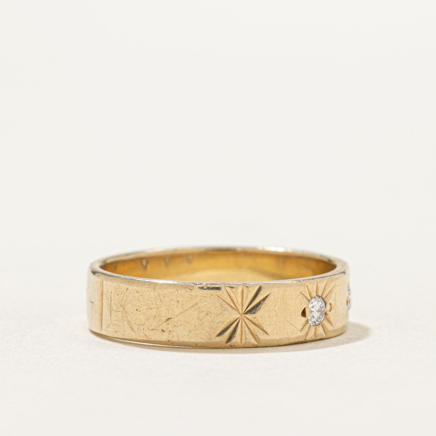 10K Three Stone Star Set Diamond Band | 0.15ctw | SZ 9.75