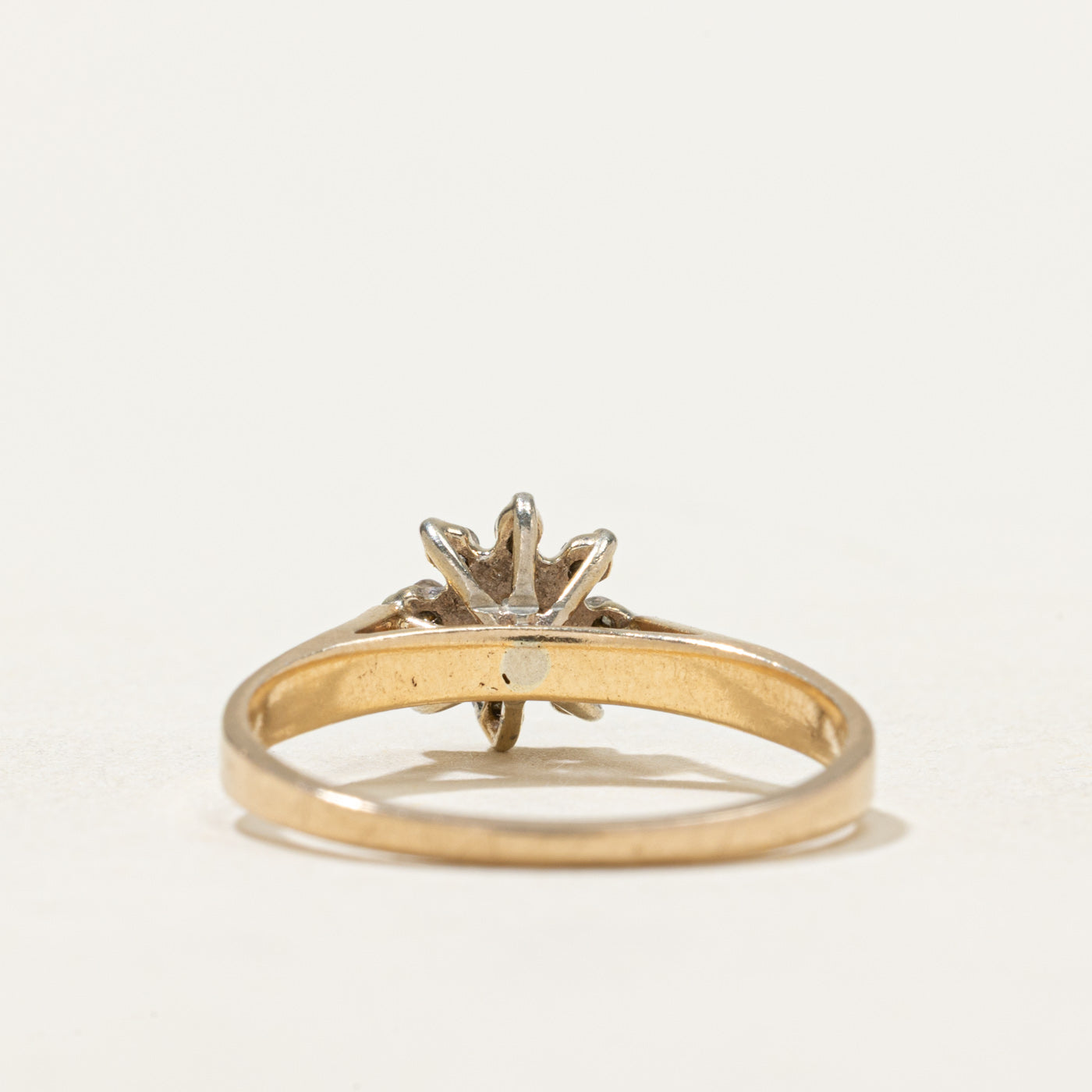14K Diamond Petal Ring | 0.15ctw | SZ 6
