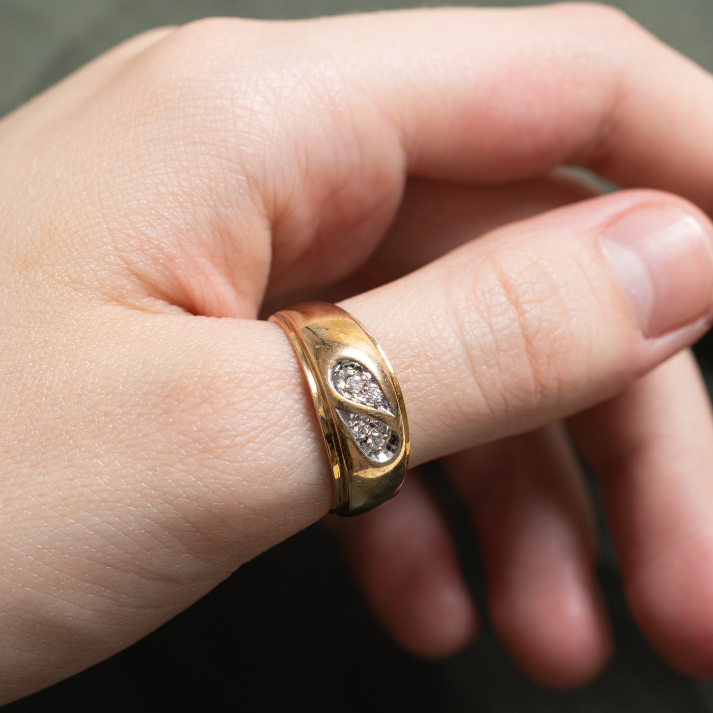 10K Diamond Teardrop Design Ring | 0.06ctw | SZ 9.75