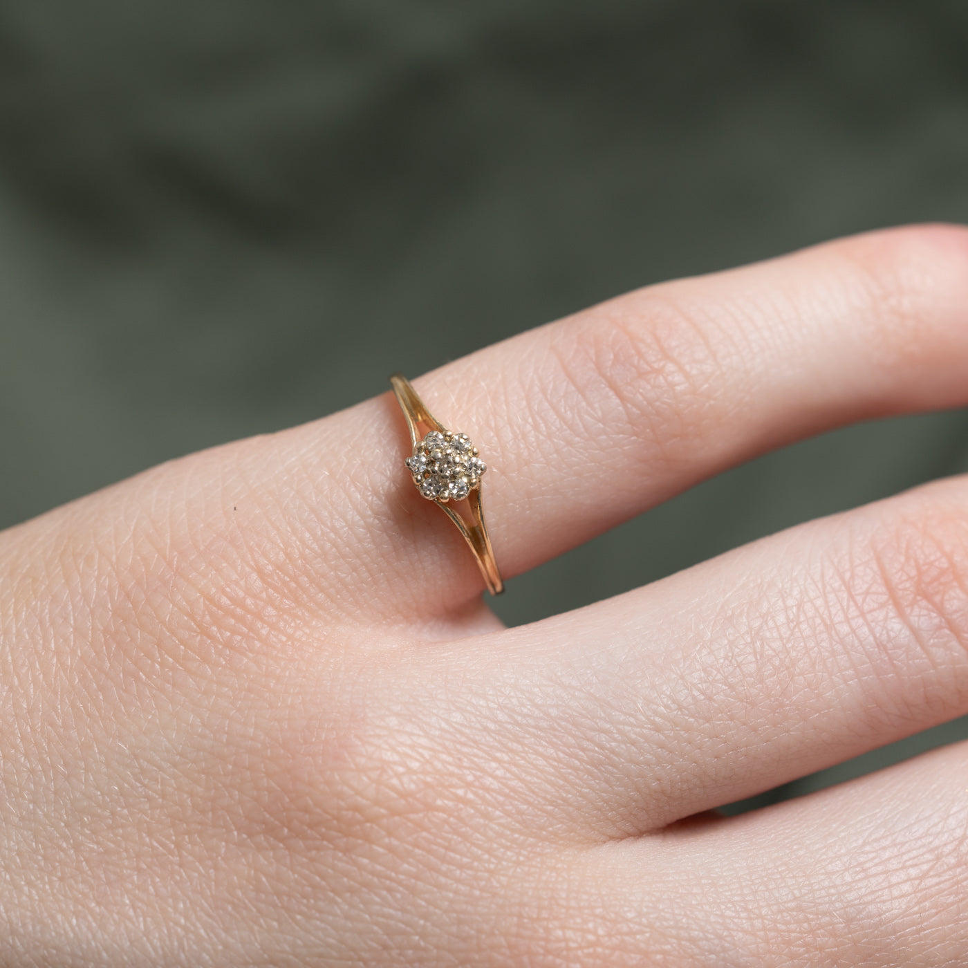14K Diamond Cluster Tapered Ring | 0.04ctw | SZ 4
