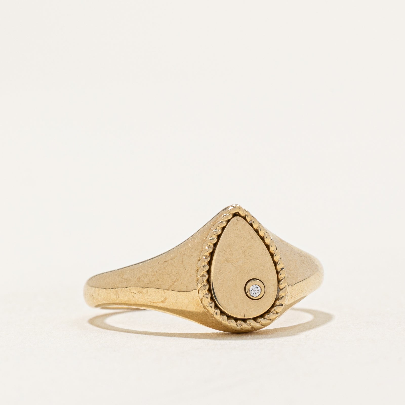 Bague en forme de larme avec diamant unique | 0,001 ct | Taille 5,25