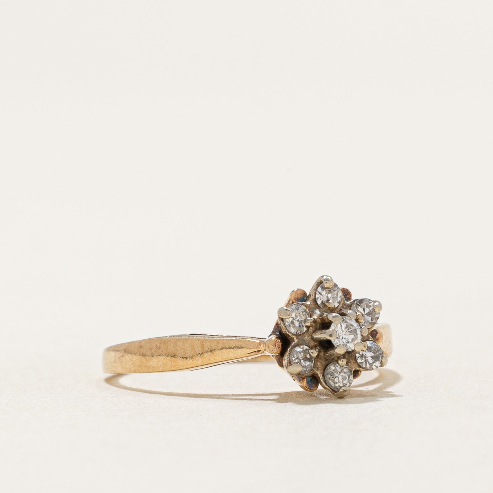 Cluster Diamond Ring | 0.075ctw | SZ 3.75