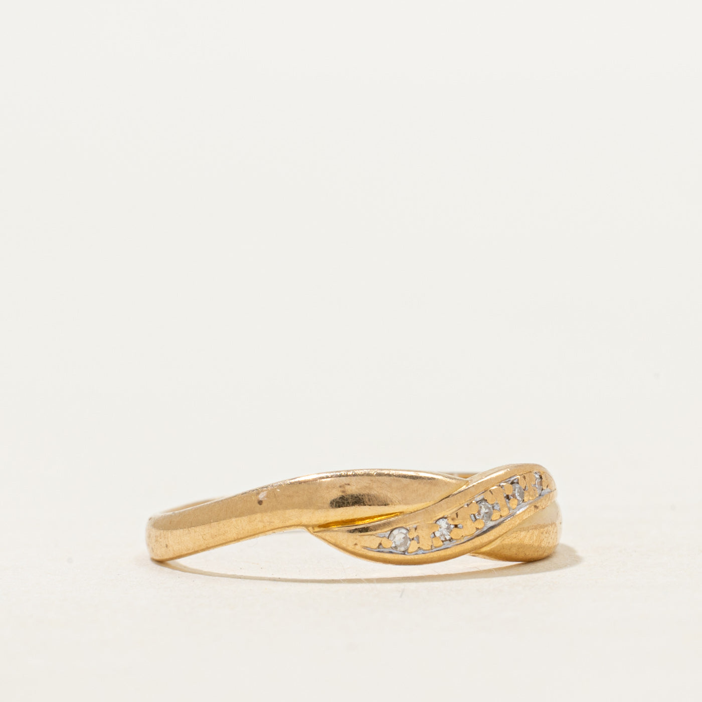 18k Diamond Twisted Ring | SZ 5.25