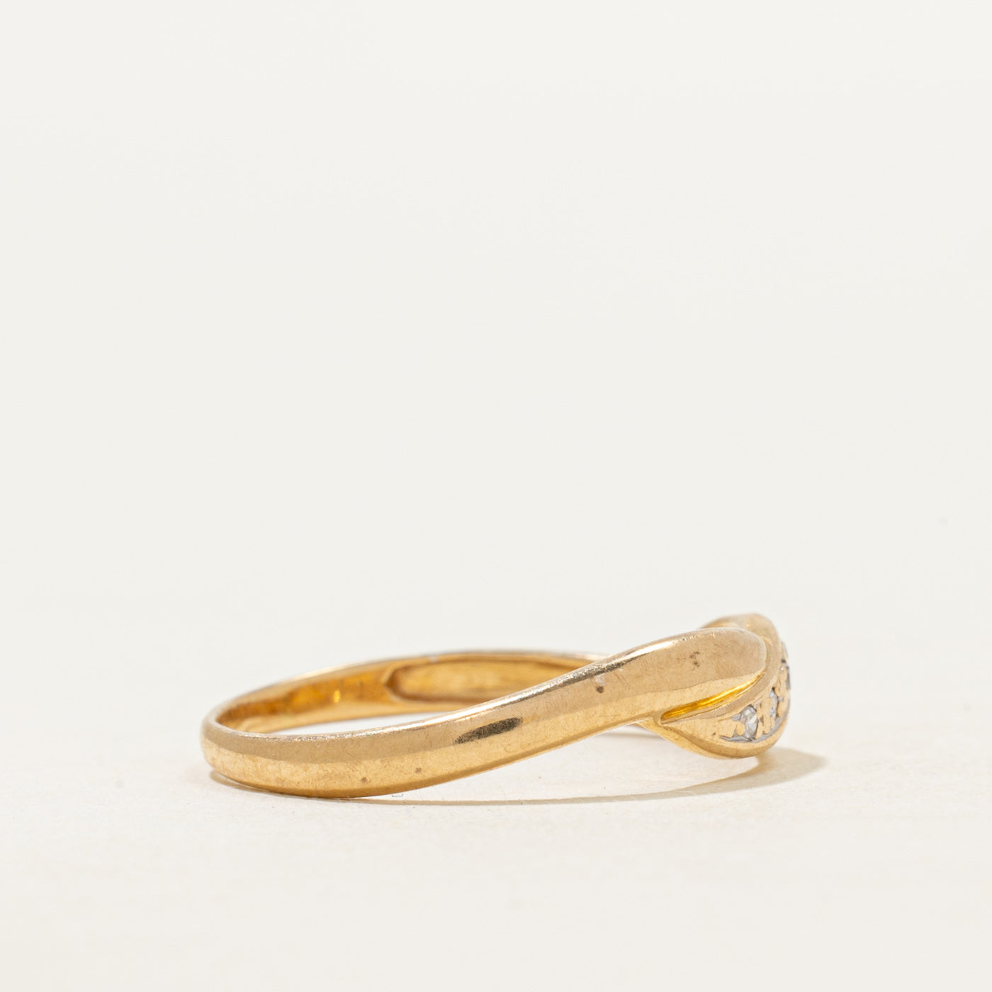 18k Diamond Twisted Ring | SZ 5.25