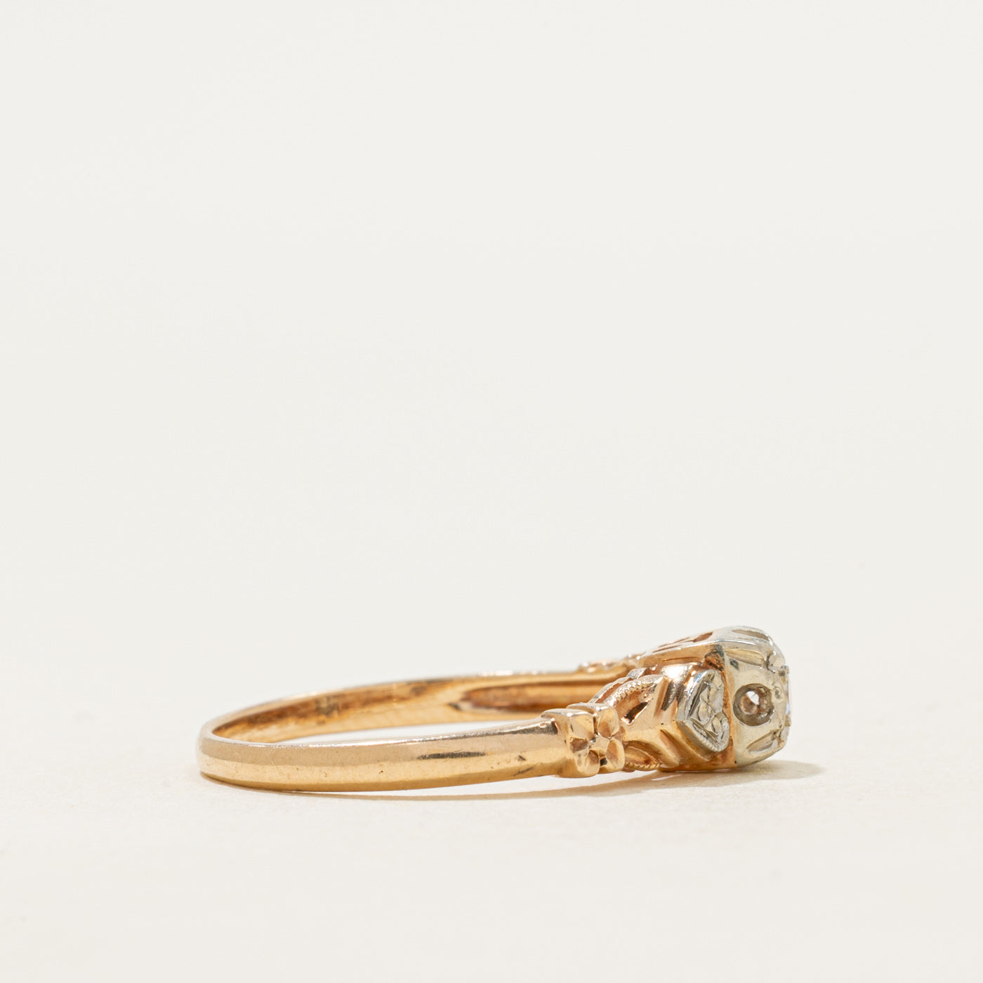 Two Tone Gold Diamond Ornate Ring | SZ 6
