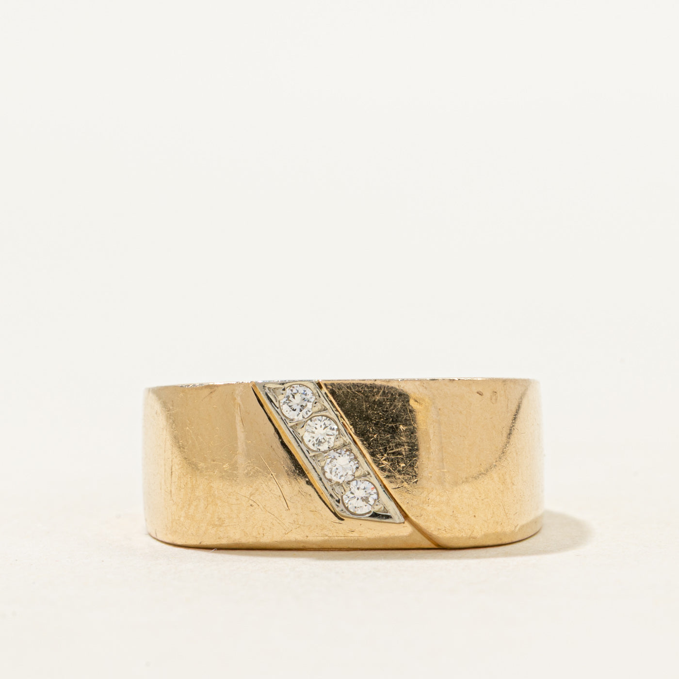 Diagonal Diamond Soft Square Band | SZ 8