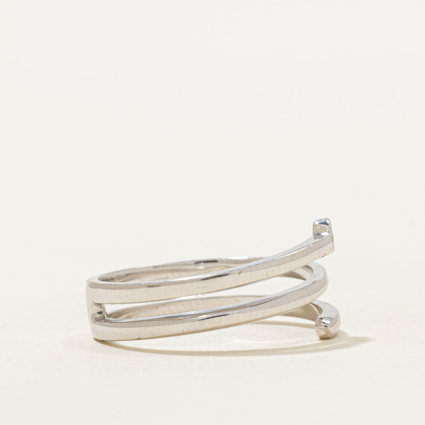White Gold Diamond Coiled Ring | SZ 6.25