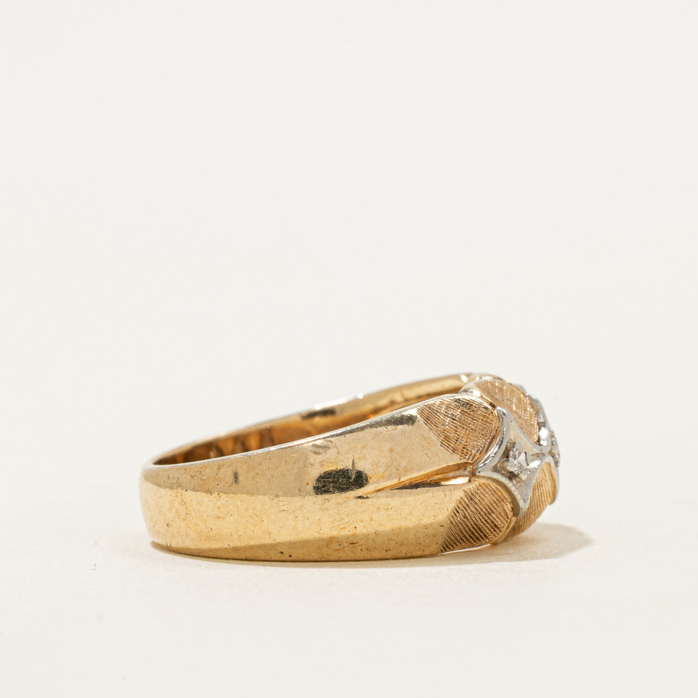 Diamond Cross-Hatch Textured Star Ring | SZ 8.5