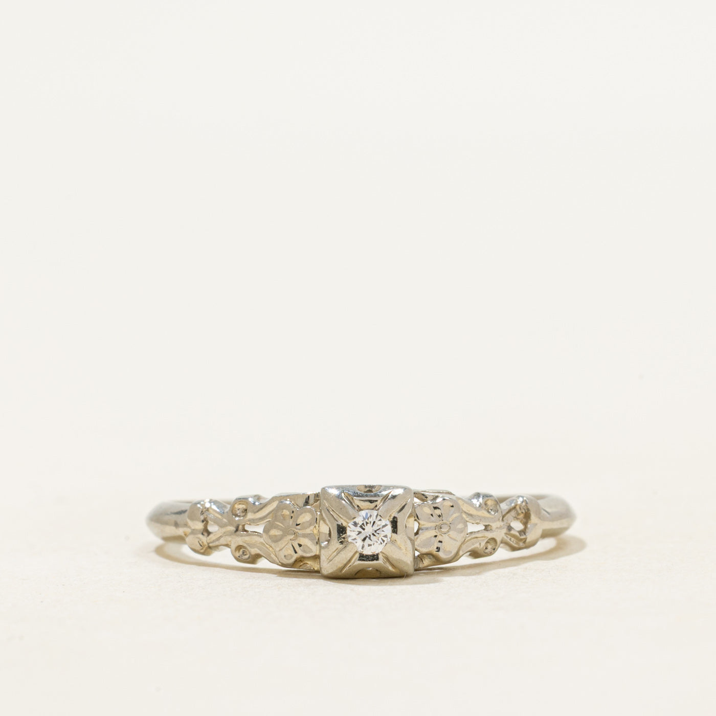 18k Diamond Engraved Ornate Ring | 0.07ct | SZ 8.25
