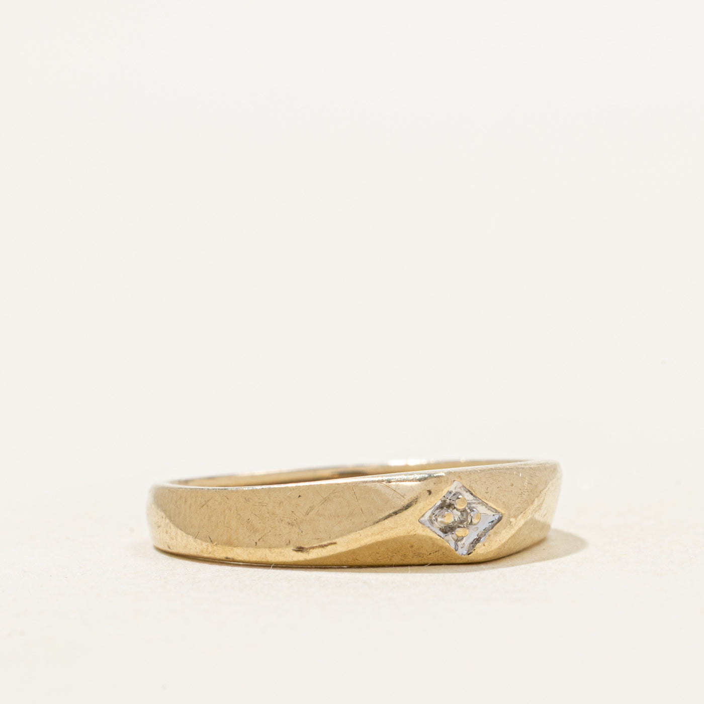 Single-Stone Diamond Grooved Ring | SZ 6.5