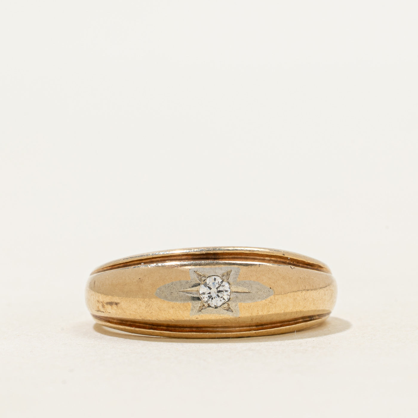 Star Set Diamond Grooved Dome Ring | 0.04ct | SZ 6