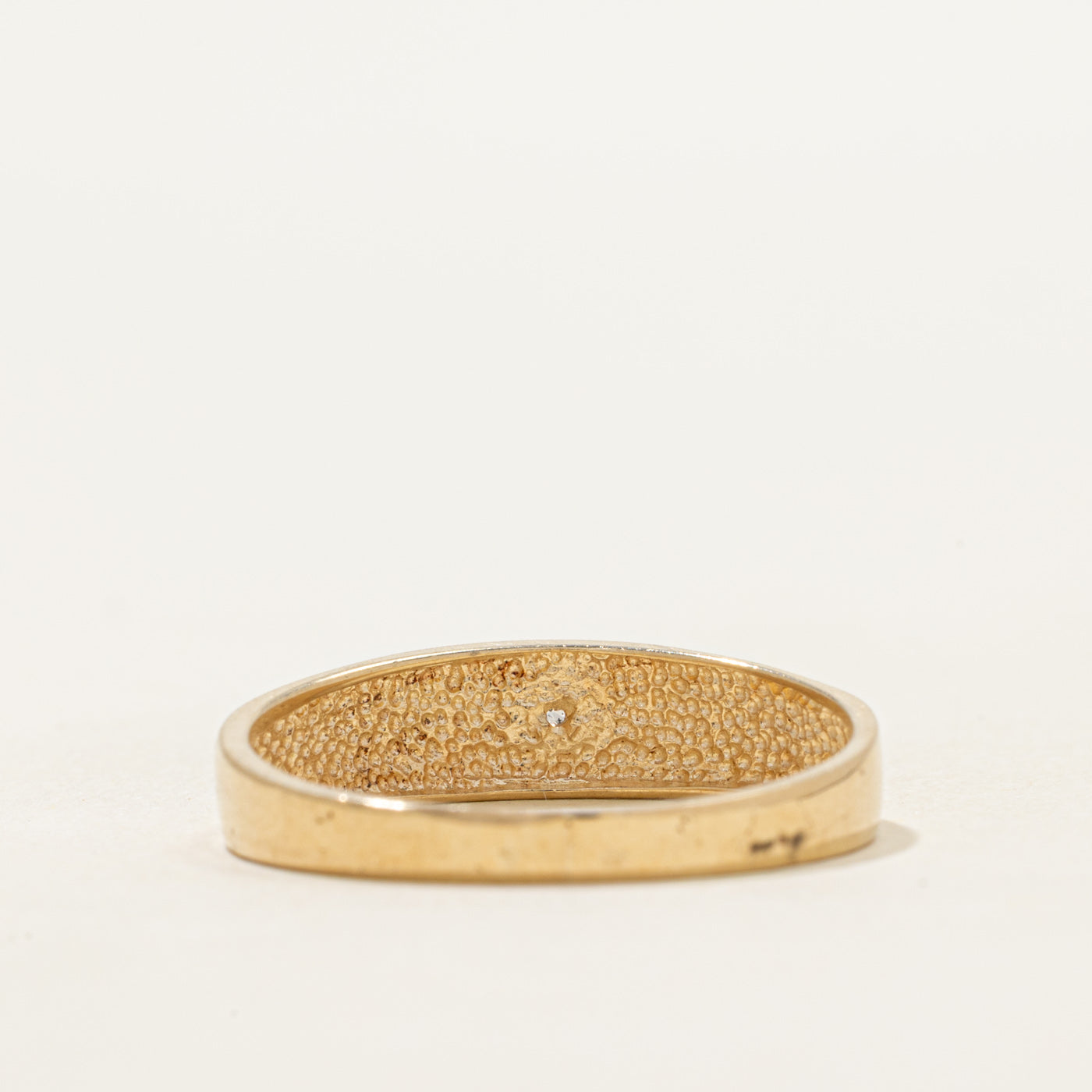 Star Set Diamond Grooved Band | SZ 8.25