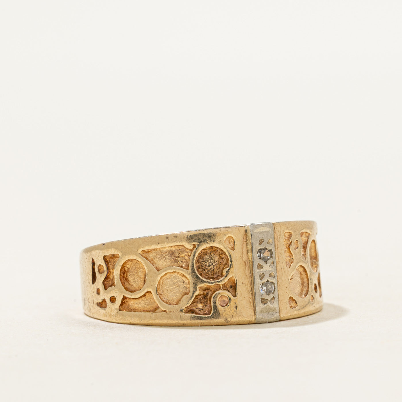 Diamond Column Textured Ring | SZ 8