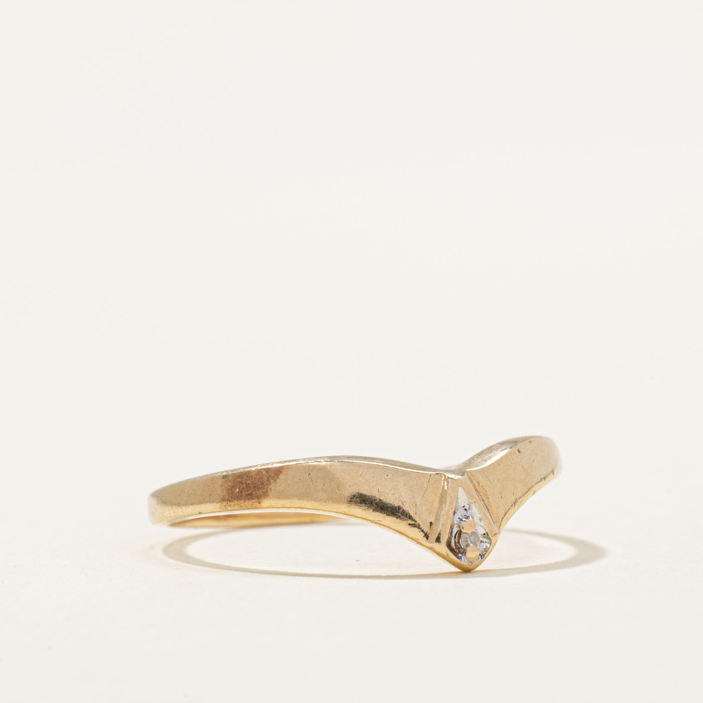 Diamond Chevron Ring | 0.01ct | SZ 7