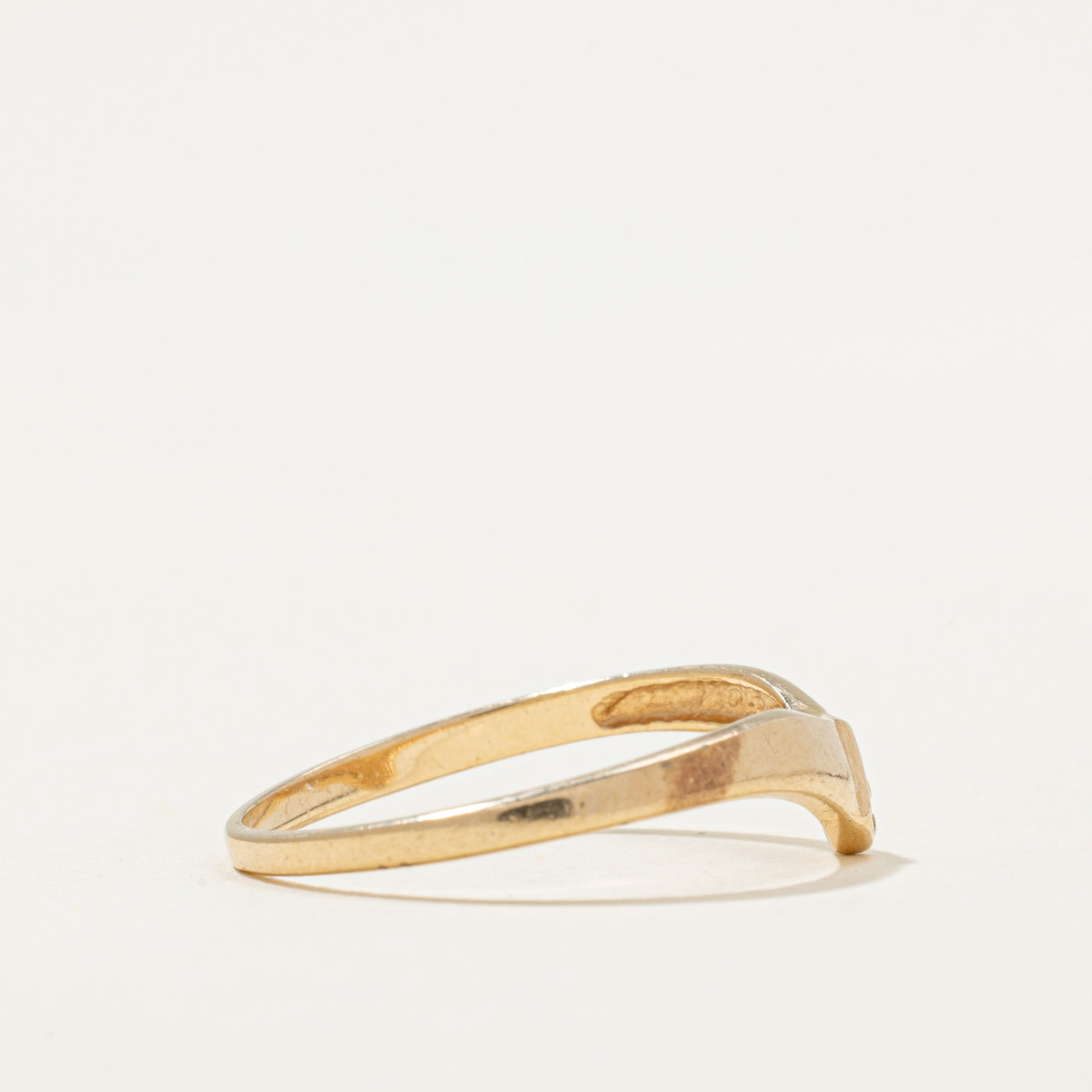 Diamond Chevron Ring | 0.01ct | SZ 7