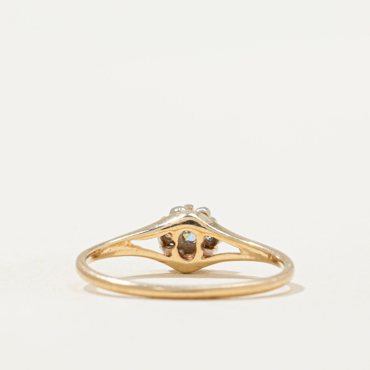 Diamond Cluster Tapered Petite Ring | 0.05ctw | SZ 3