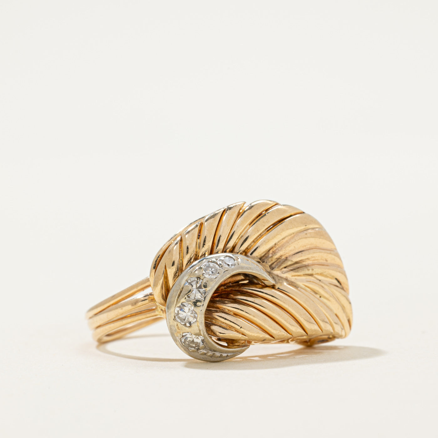 Diamond Leaf Cocktail Ring | 0.15ctw | SZ 5.75