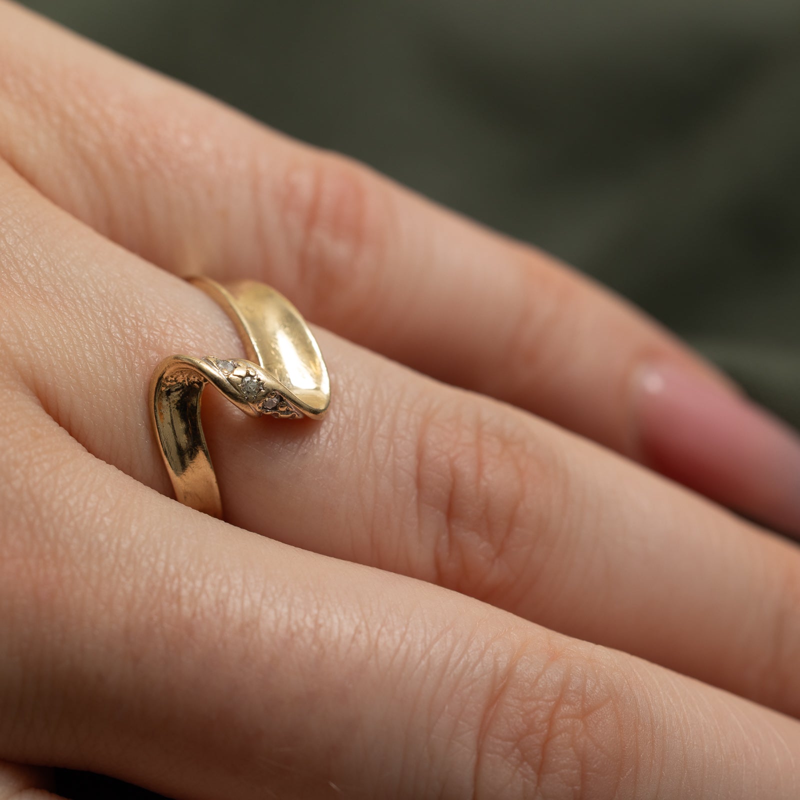 Diamond Twisted Bypass Ring | 0.03ctw | SZ 6.25