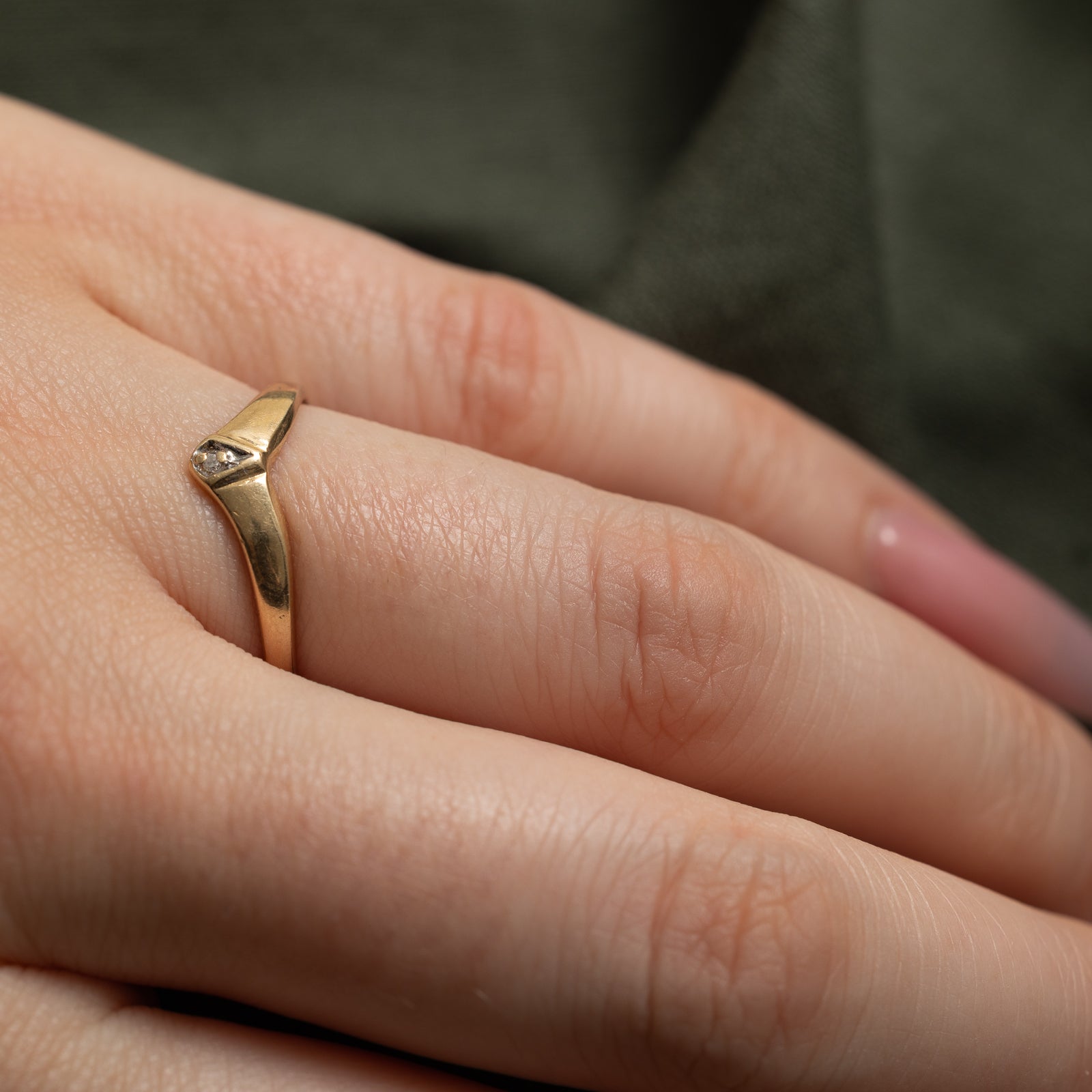 Diamond Chevron Ring | 0.01ct | SZ 7