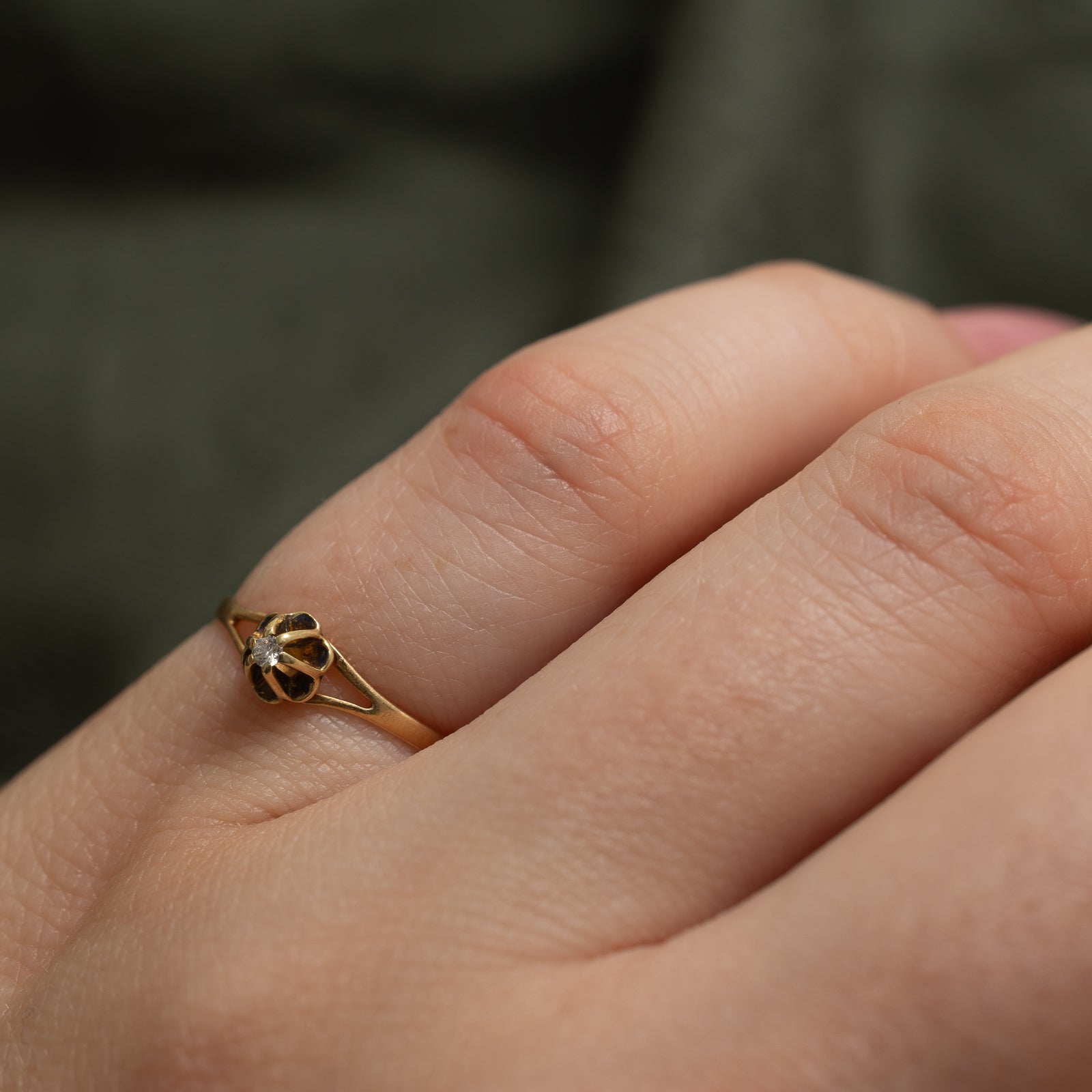 Belcher Set Diamond Petite Ring | 0.02ct | SZ 4.25