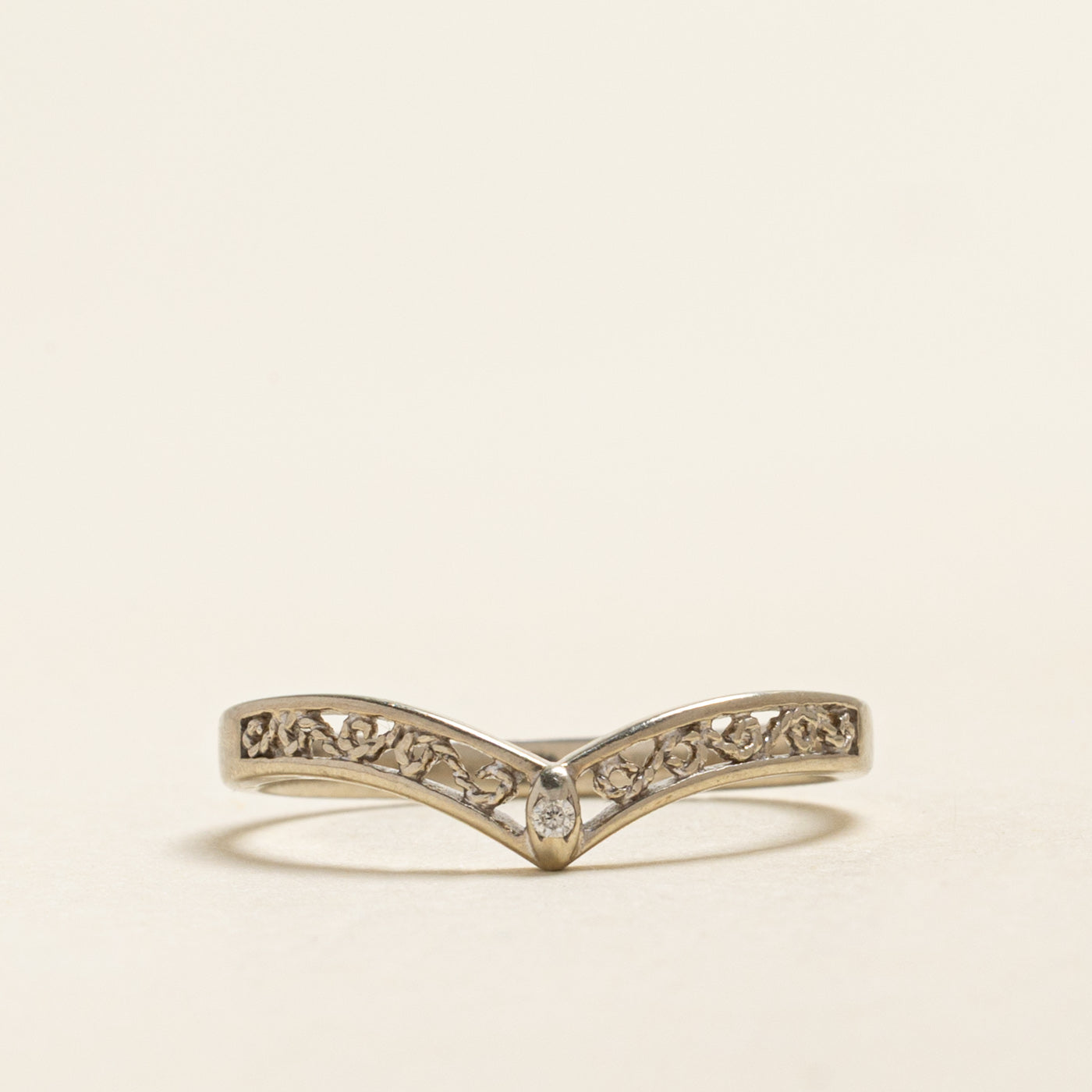 Diamond Openwork Chevron Ring | 0.01ct | SZ 6