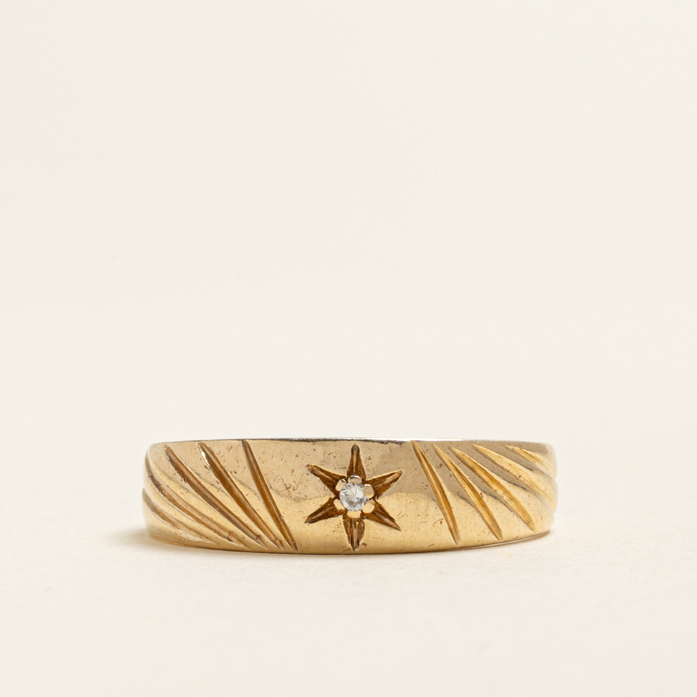 Star Set Diamond Grooved Band | 0.01ct | SZ 10.25