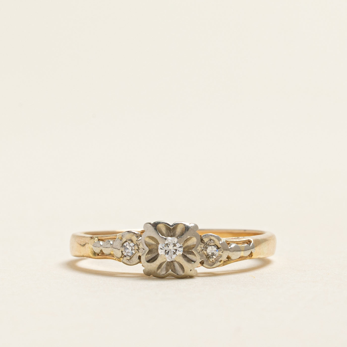 Illusion Set Diamond Ring | 0.05ctw | SZ 6.75