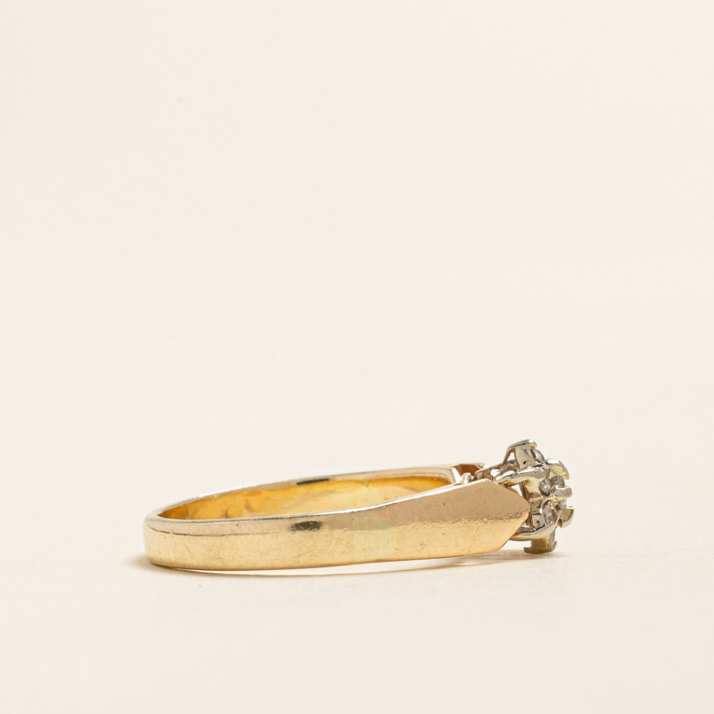Yellow Gold Diamond Petal Ring | 0.15ctw | SZ 5.75