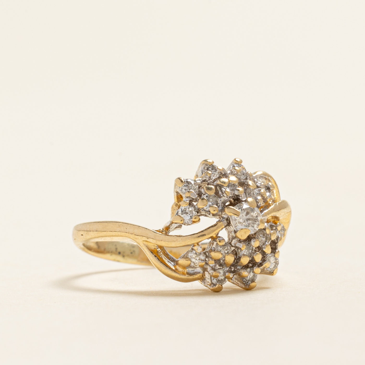 Yellow Gold Diamond Cluster Cocktail Ring | 0.25ctw | SZ 3.75