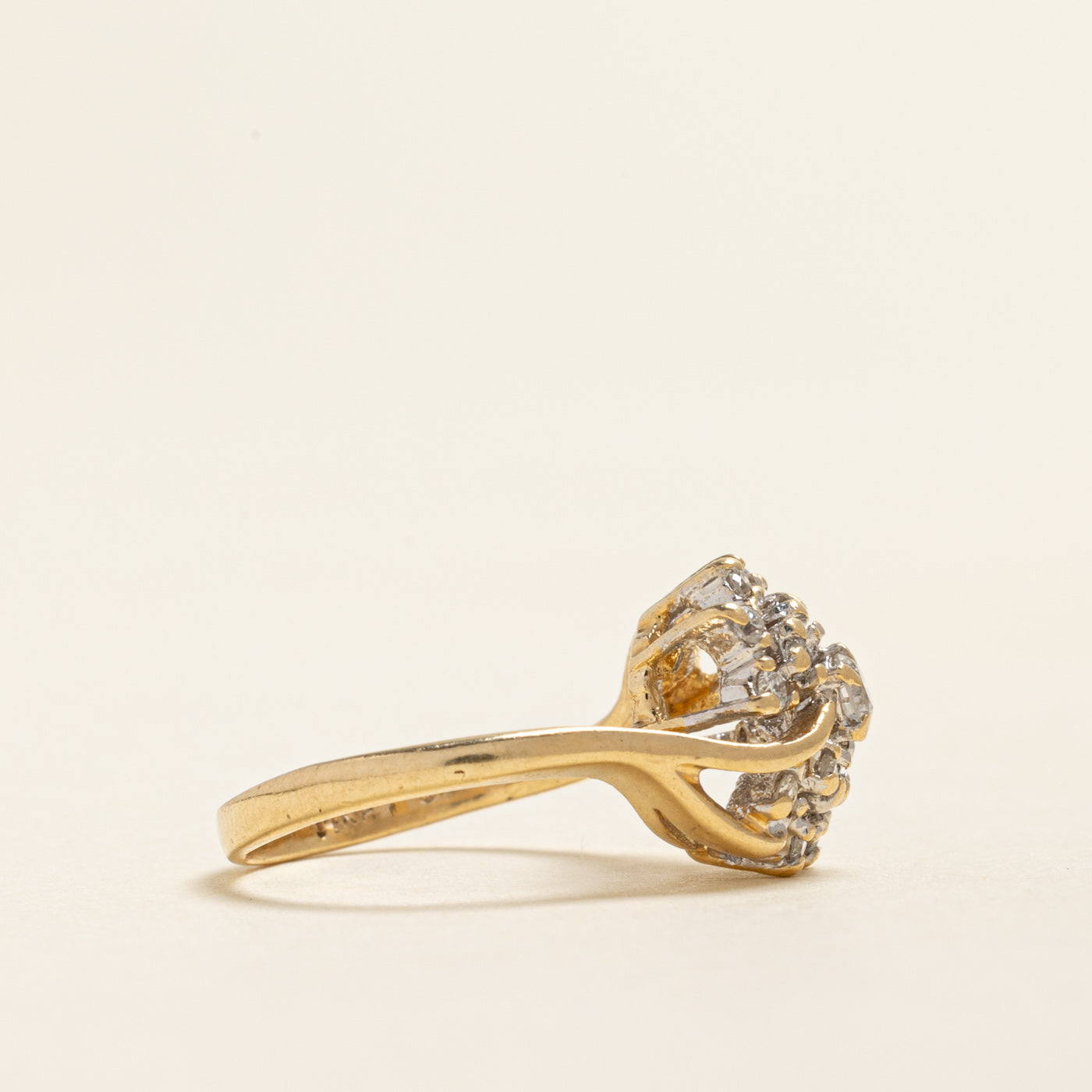 Yellow Gold Diamond Cluster Cocktail Ring | 0.25ctw | SZ 3.75