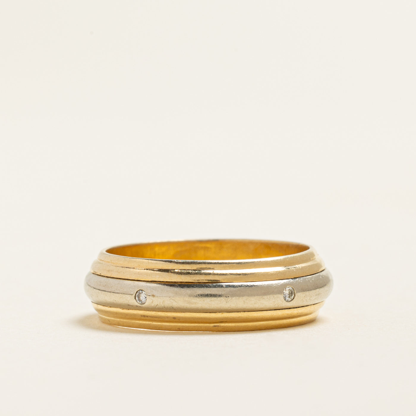 18k Two Tone Flush Set Diamond Grooved Band | 0.04ctw | 6.00mm | SZ 7