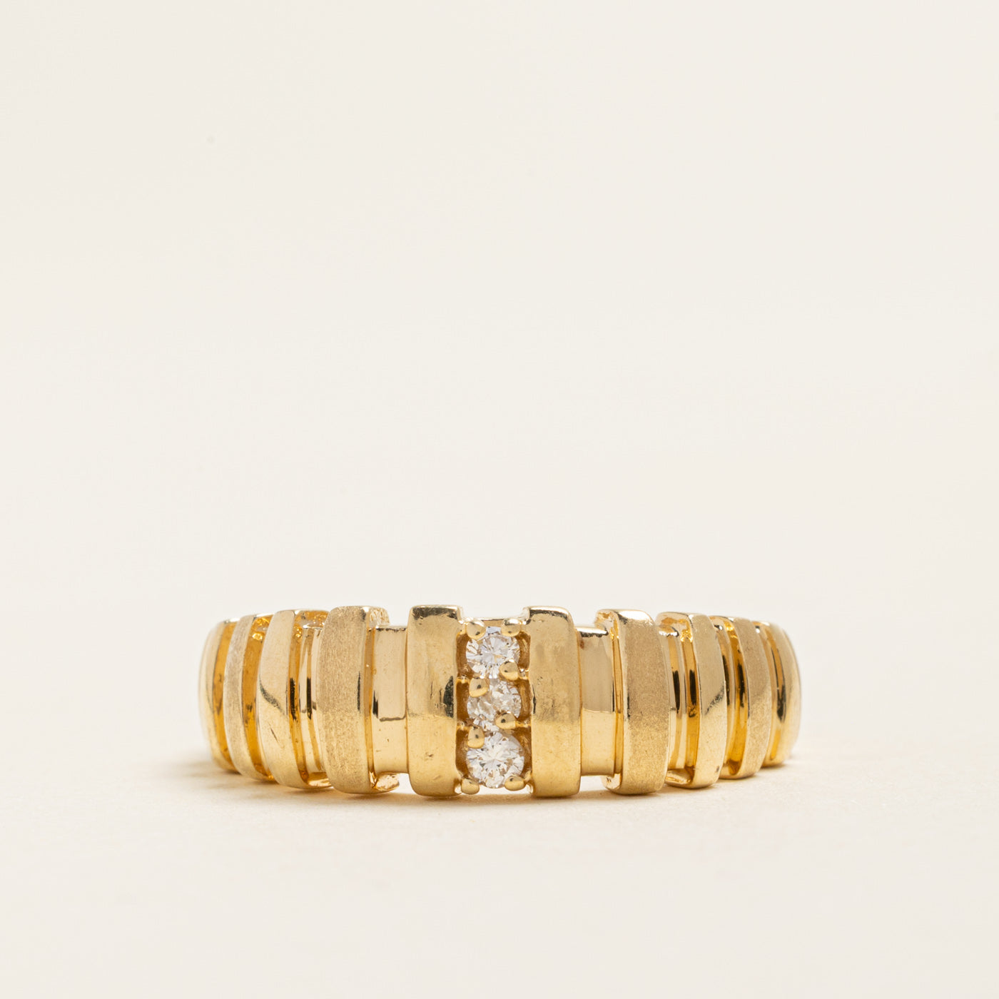 Yellow Gold Diamond Column Grooved Ring | 0.09ctw | SZ 8.5