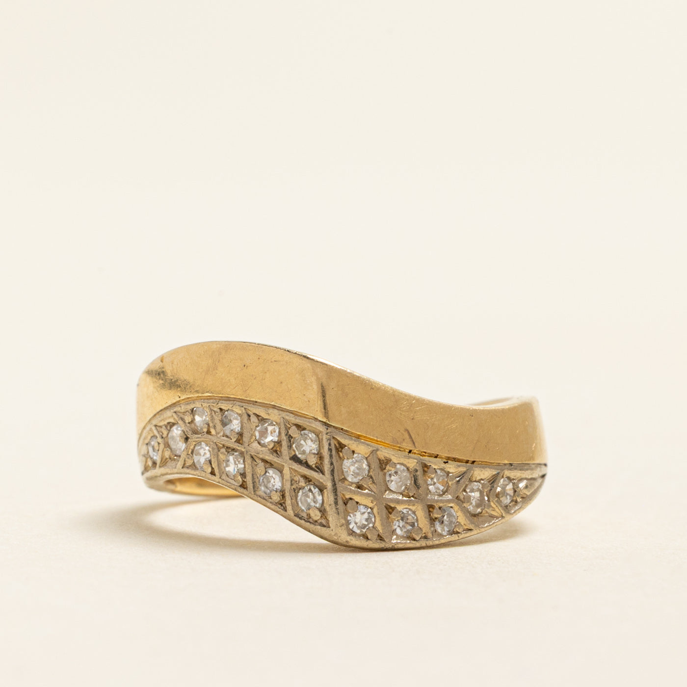 18k Yellow Gold Diamond Wave Ring | 0.20ctw | SZ 5.75