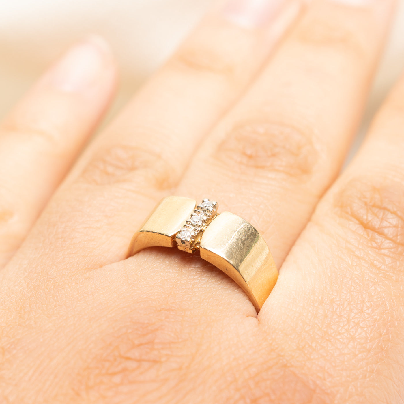 Yellow Gold Diamond Column Ring | 0.05ctw | SZ 10.25