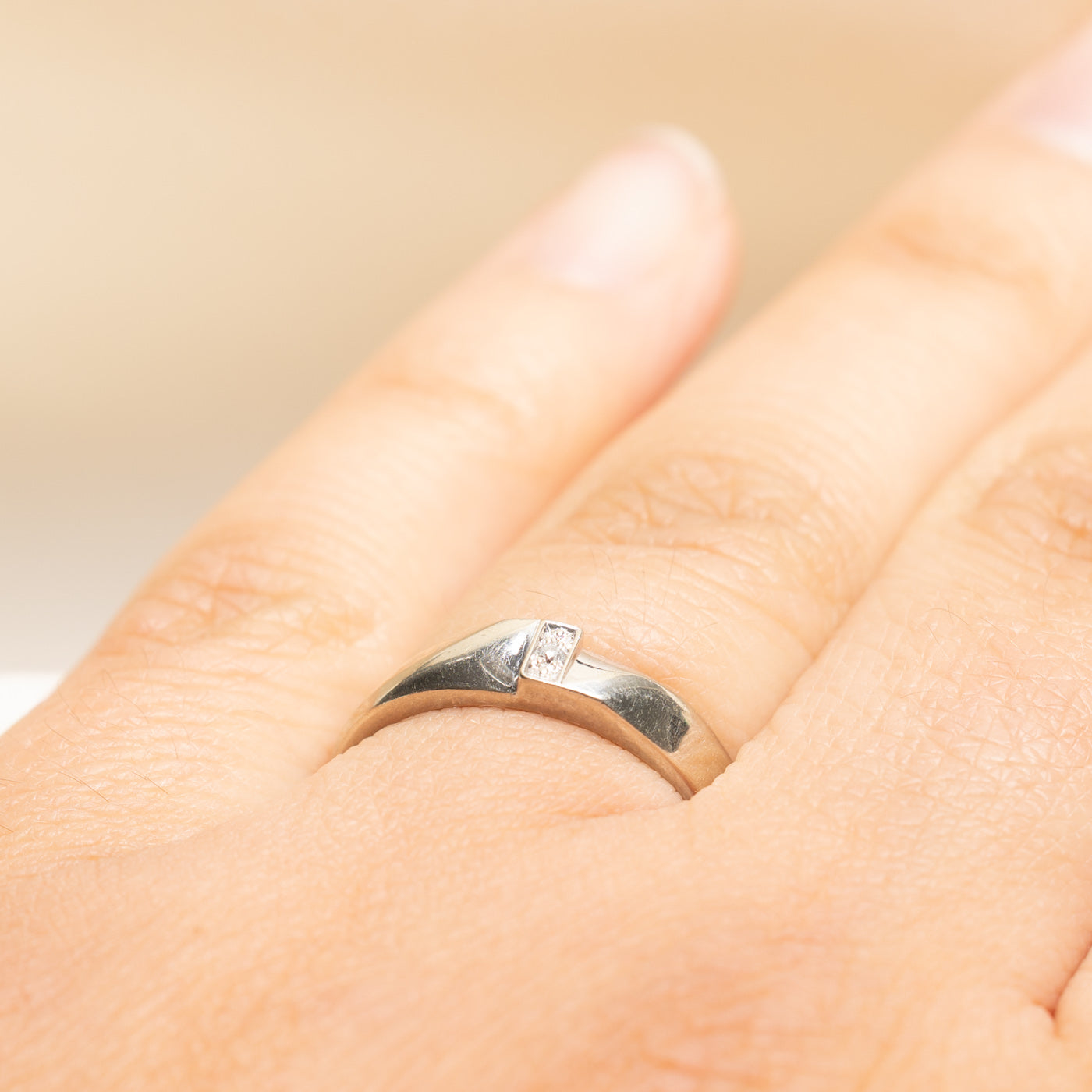 Single Stone Diamond Band | 0.01ct | SZ 6.75