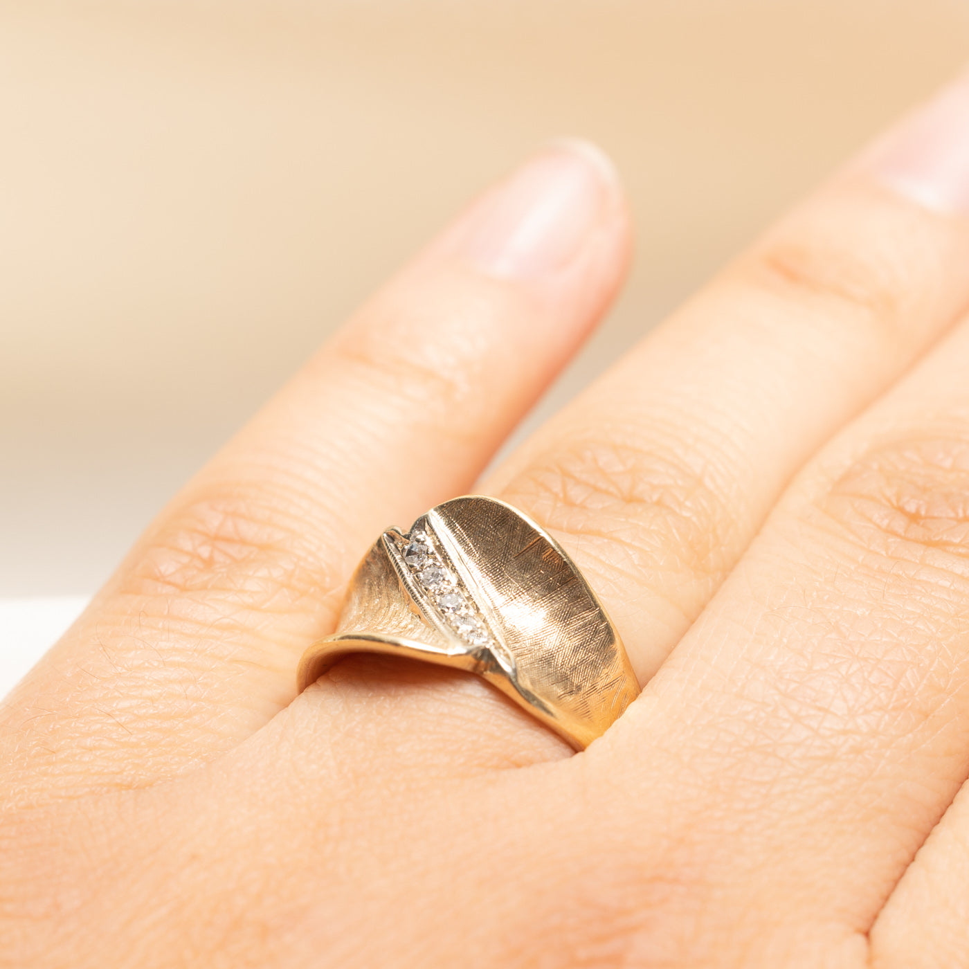 Diagonal Diamond Textured Cocktail Ring | 0.07ctw | SZ 6.5