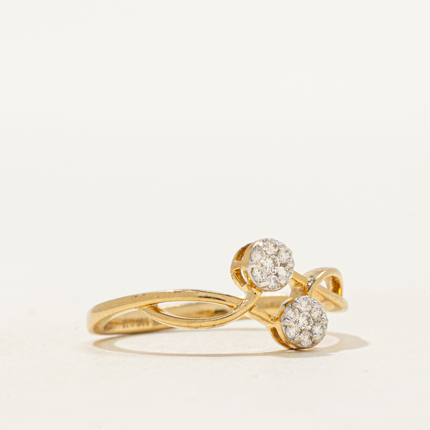 18k Yellow Gold Diamond Cluster Double Cross Over Ring | SZ 6