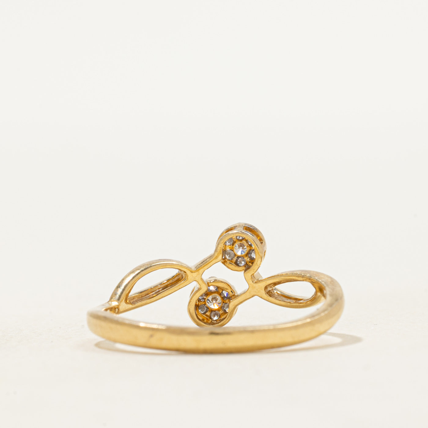 18k Yellow Gold Diamond Cluster Double Cross Over Ring | SZ 6