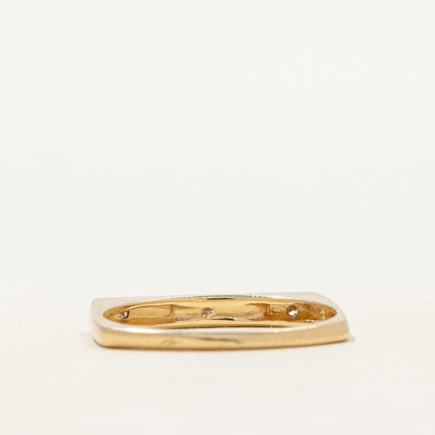 Flush Set Three Stone Diamond Bar Band | SZ 6.25