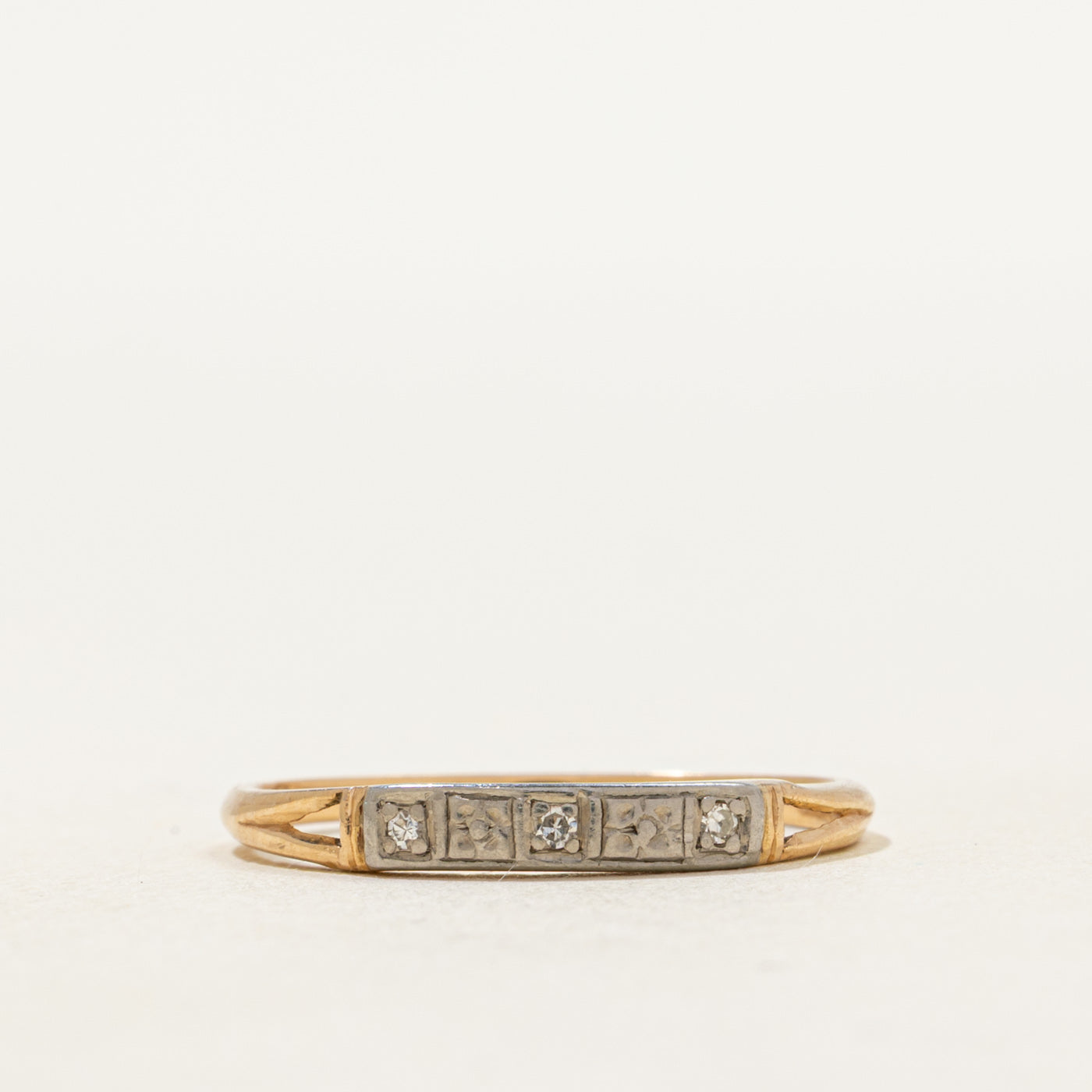 Three Stone Diamond Open Shank Band | SZ 5