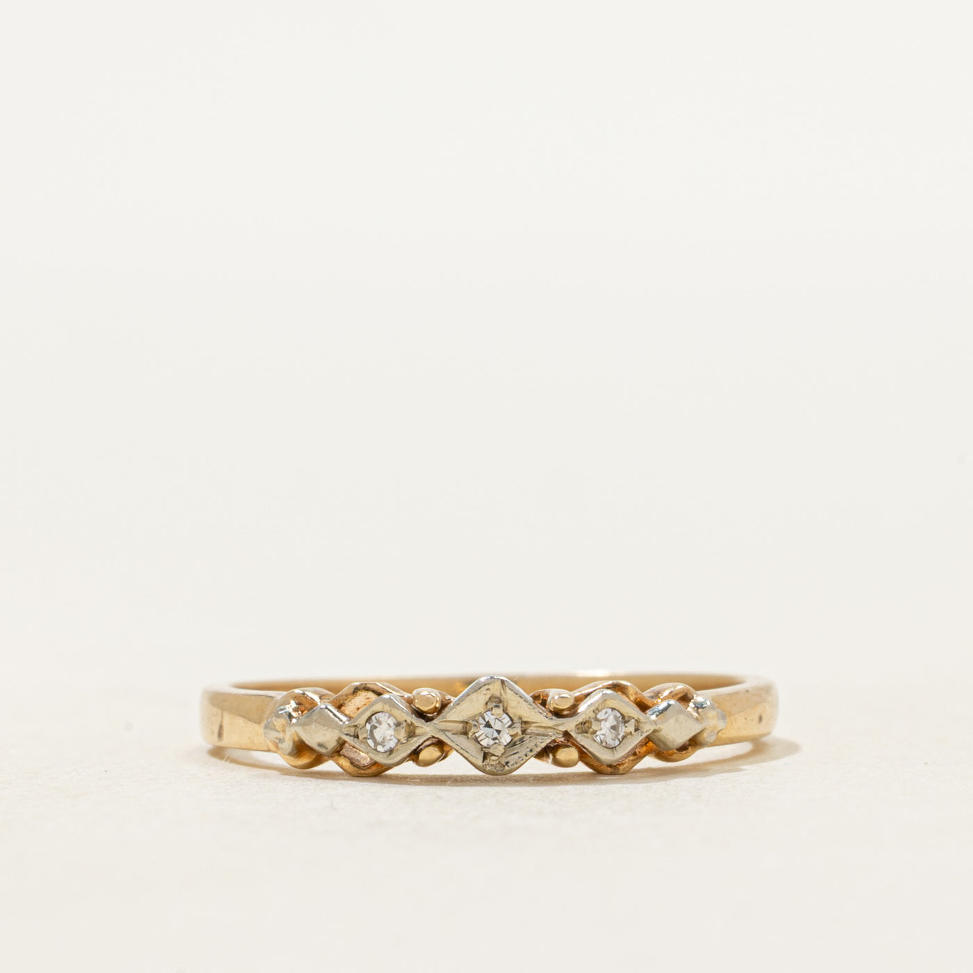 Three Stone Diamond Ornate Band | SZ 6