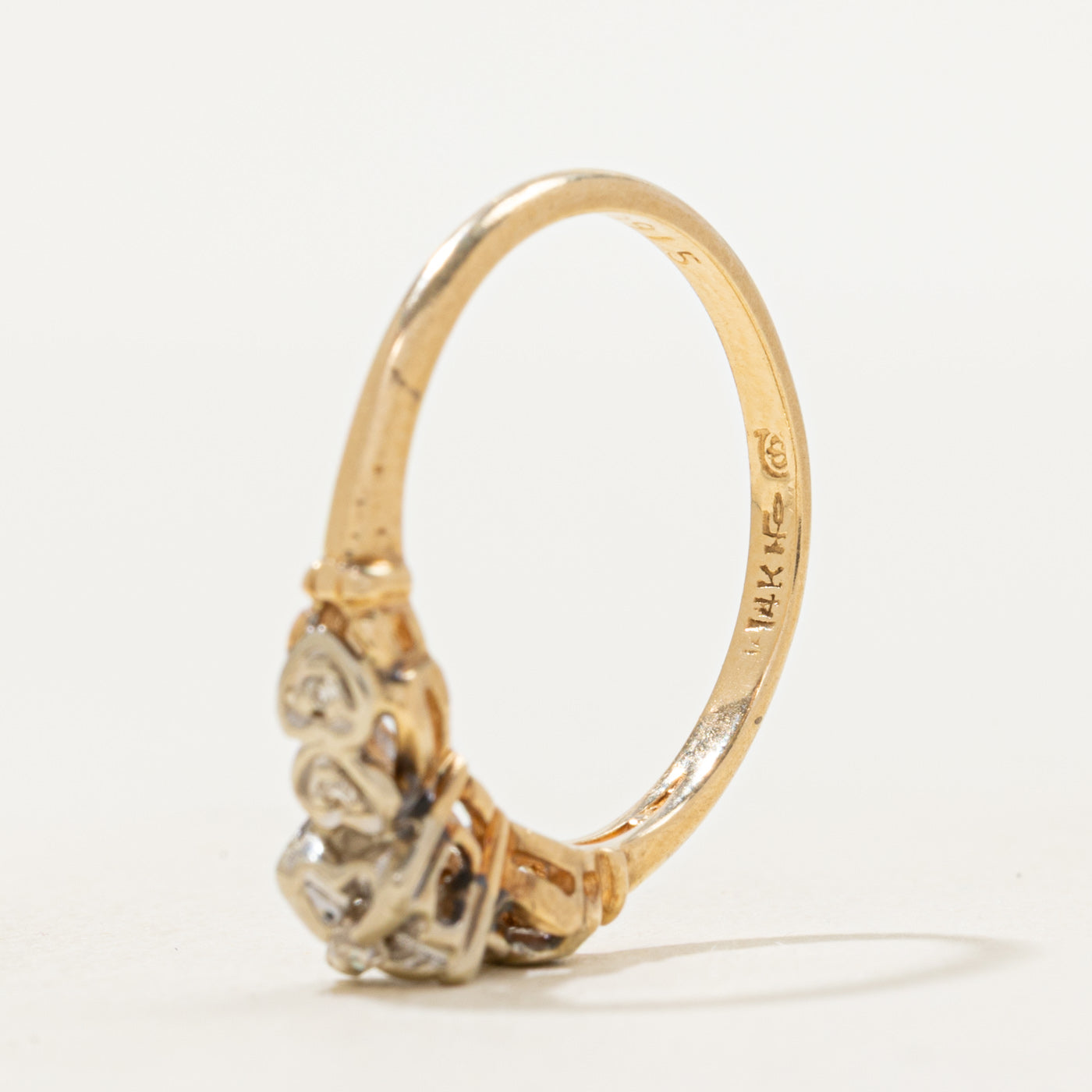 Retro Two Tone Diamond Engraved Ring | SZ 6