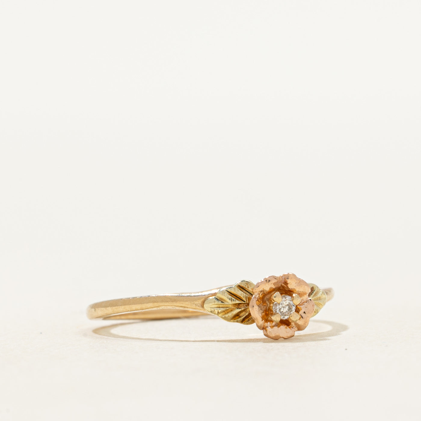 Two Tone Diamond Floral Ring | SZ 5.25