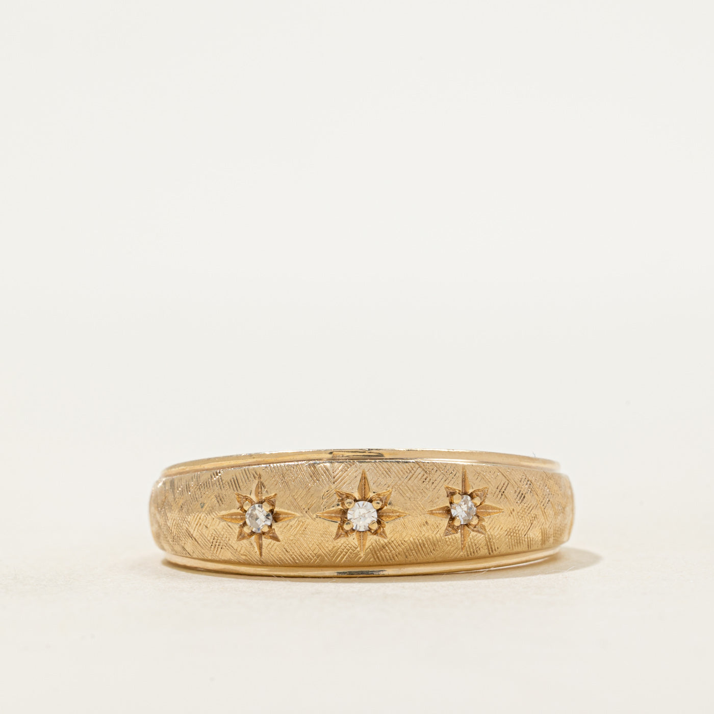 Star Set Three Stone Diamond Textured Band | SZ 12.5